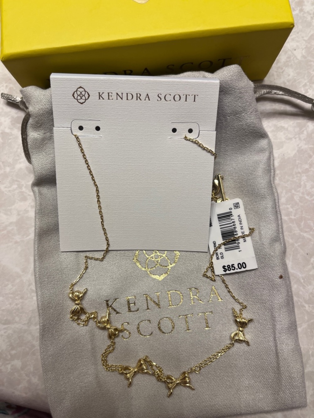New in Box Kendra Scott Bow Gold Strand Necklace - Picture 5 of 5